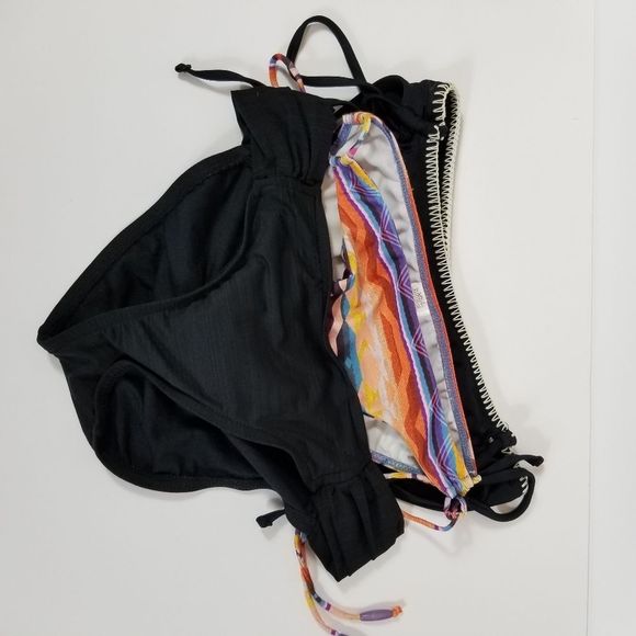 BIKINI BUNDLE 3 Bottoms only 2 black 1 multi - Picture 5 of 14